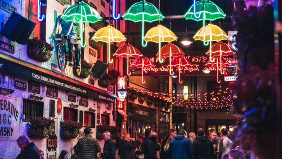 Exploring the Heart of Belfast: History and Culture