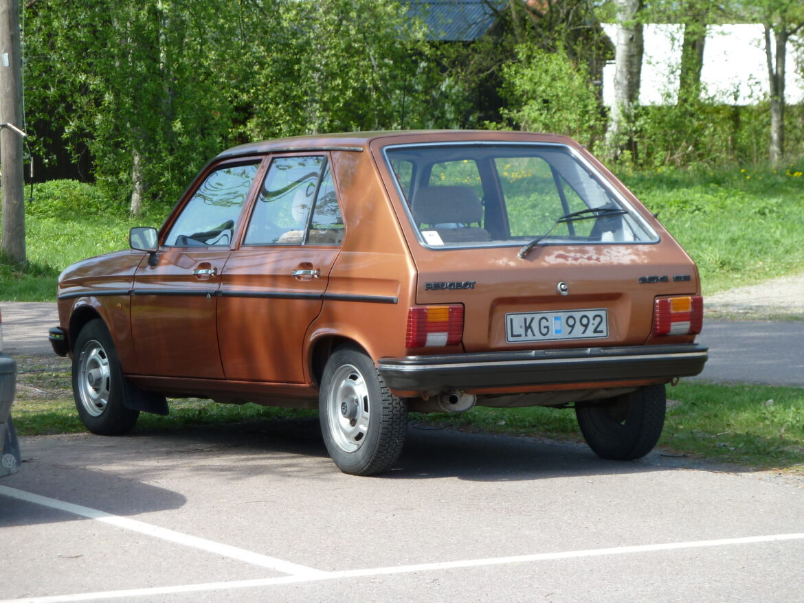 The Shift Towards Electric Cars: A Sustainable Future