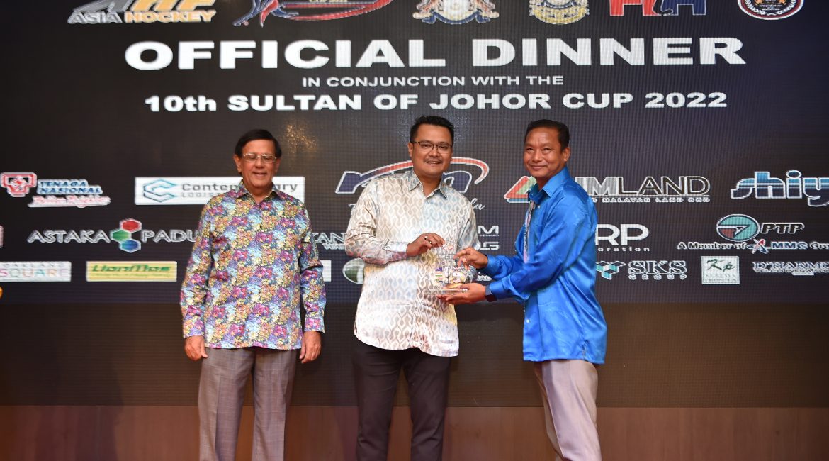 The Cultural Significance of the Cup in Sports