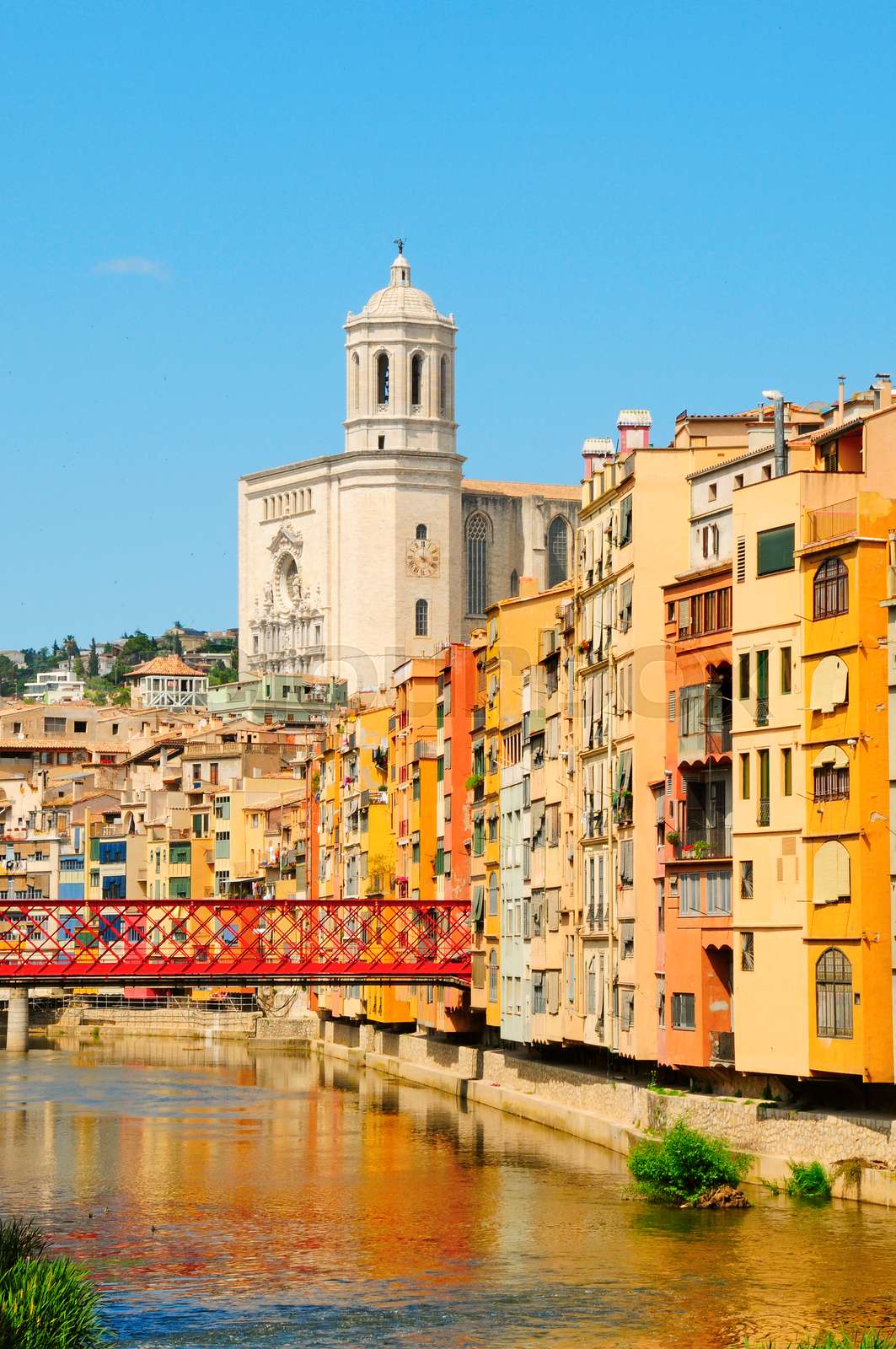 Discovering the Enchanting City of Girona