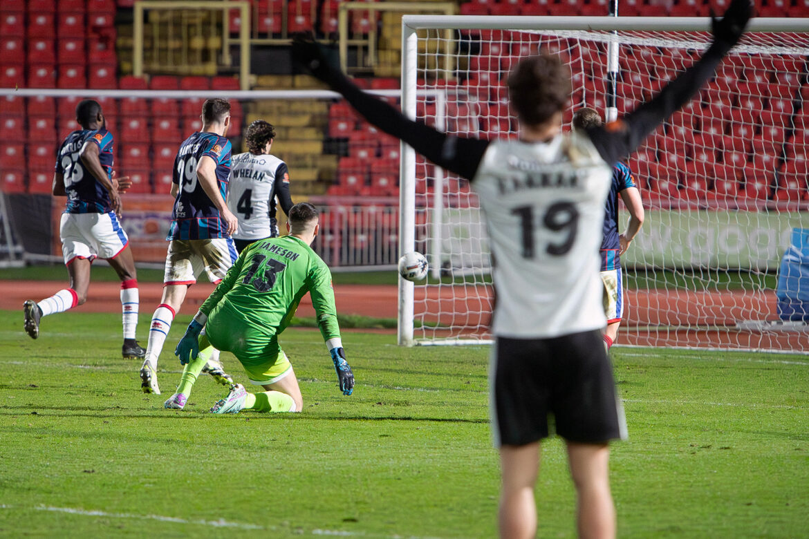 Hartlepool vs Gateshead: A Local Derby Clash