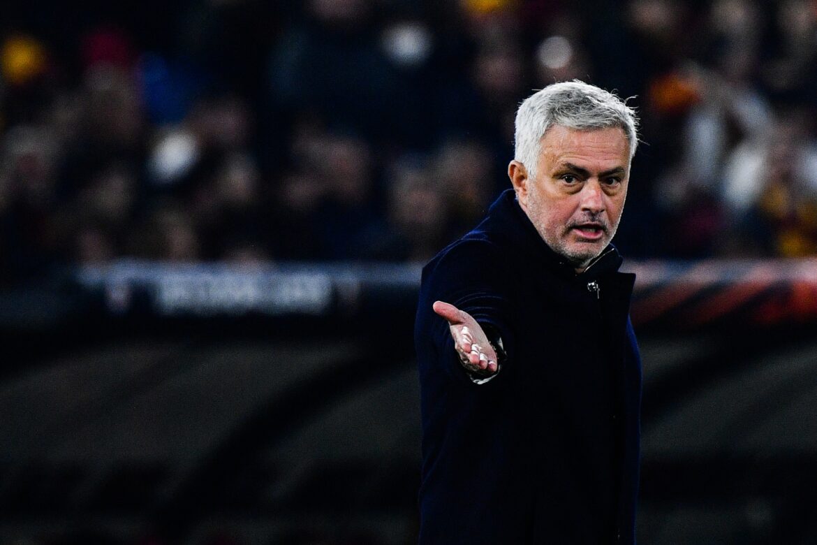 Jose Mourinho: The Tactical Genius Transforming Football