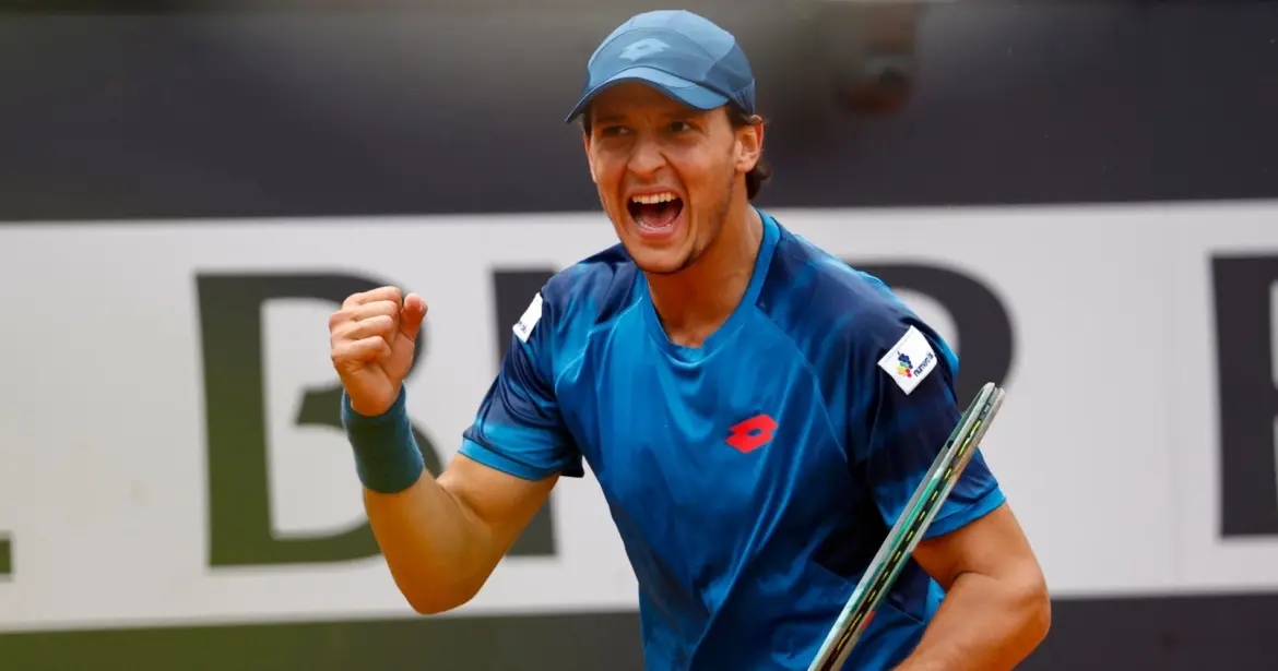 The Rise of Luciano Darderi in Professional Tennis