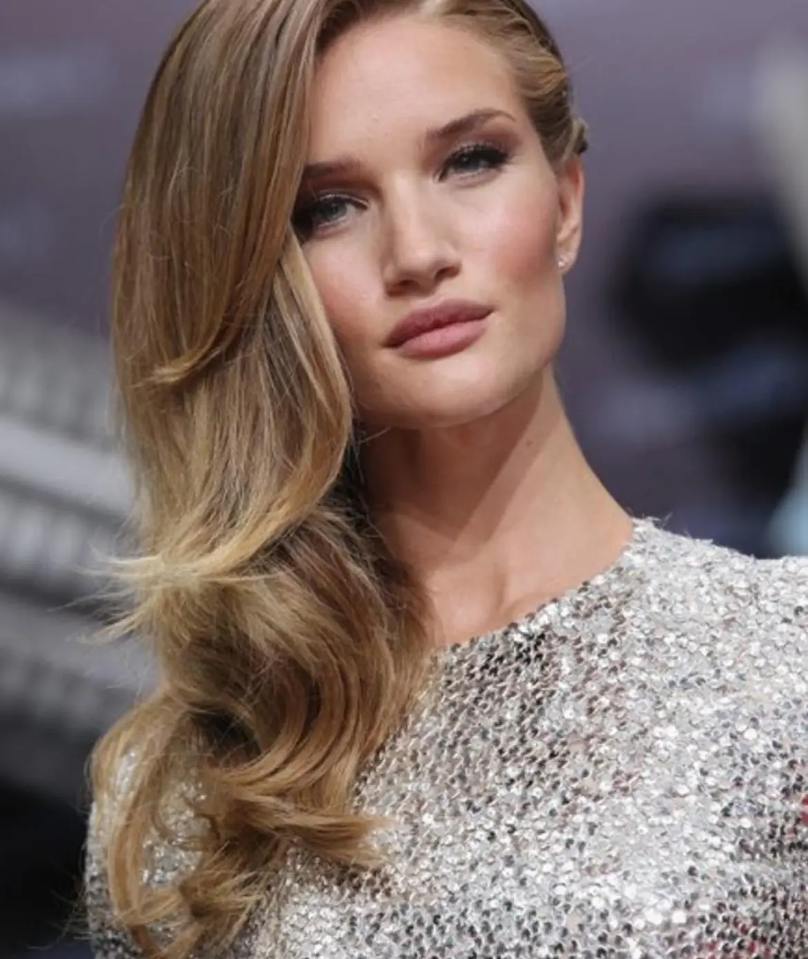 The Rise of Rosie Huntington-Whiteley: A Fashion Icon