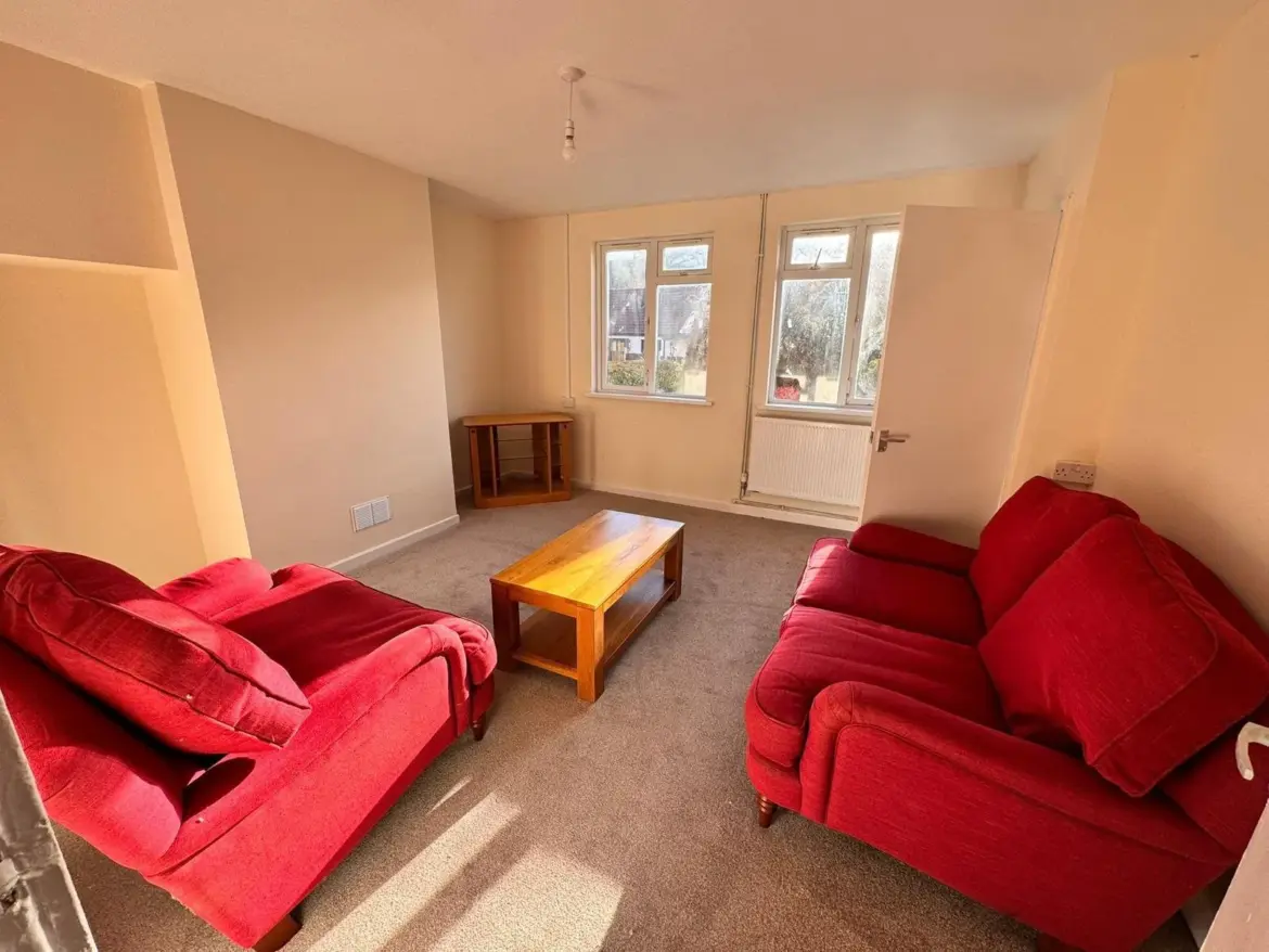 Exploring the Historic Charm of Cirencester