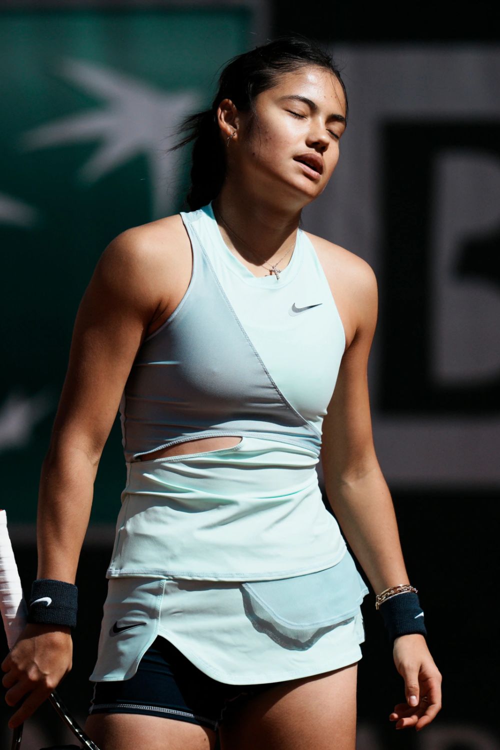 The Rise of Emma Raducanu: A Tennis Prodigy