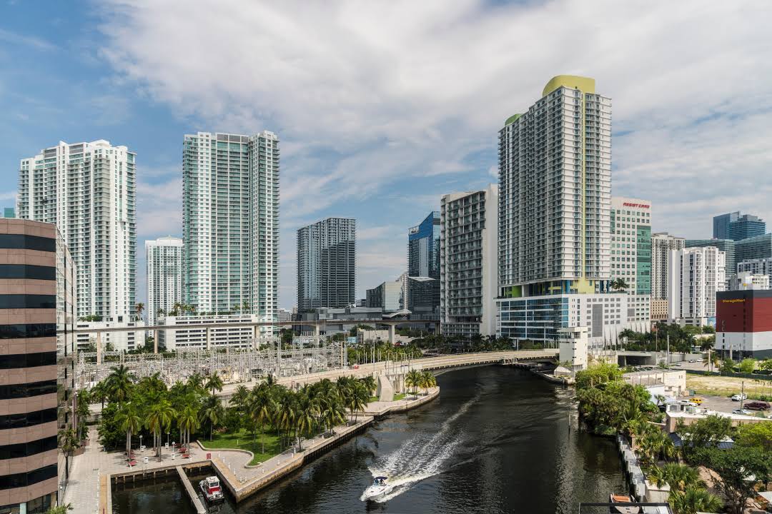 Navigating Flights to Seattle: Options and Insights