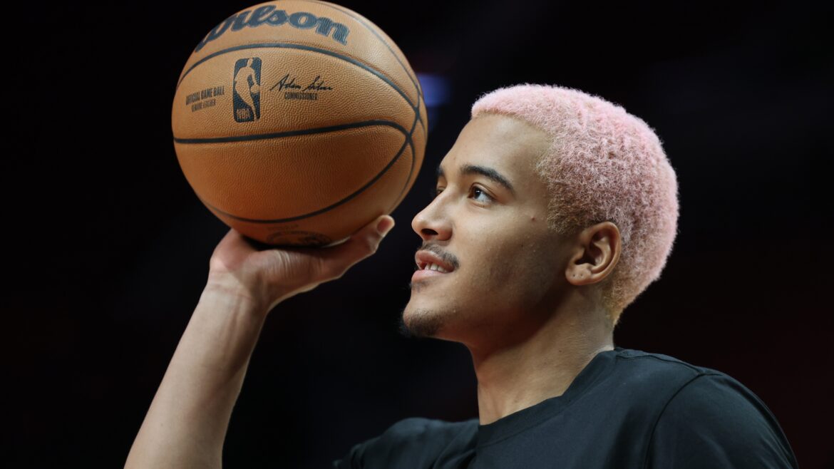 Jeremy Sochan: The Promising Future of Basketball