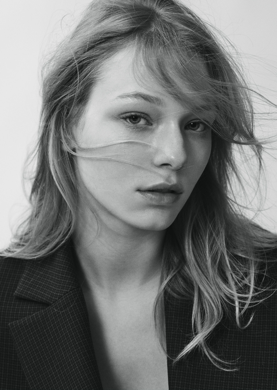 The Rise of Jesse Van Rootselaar in the Music Scene