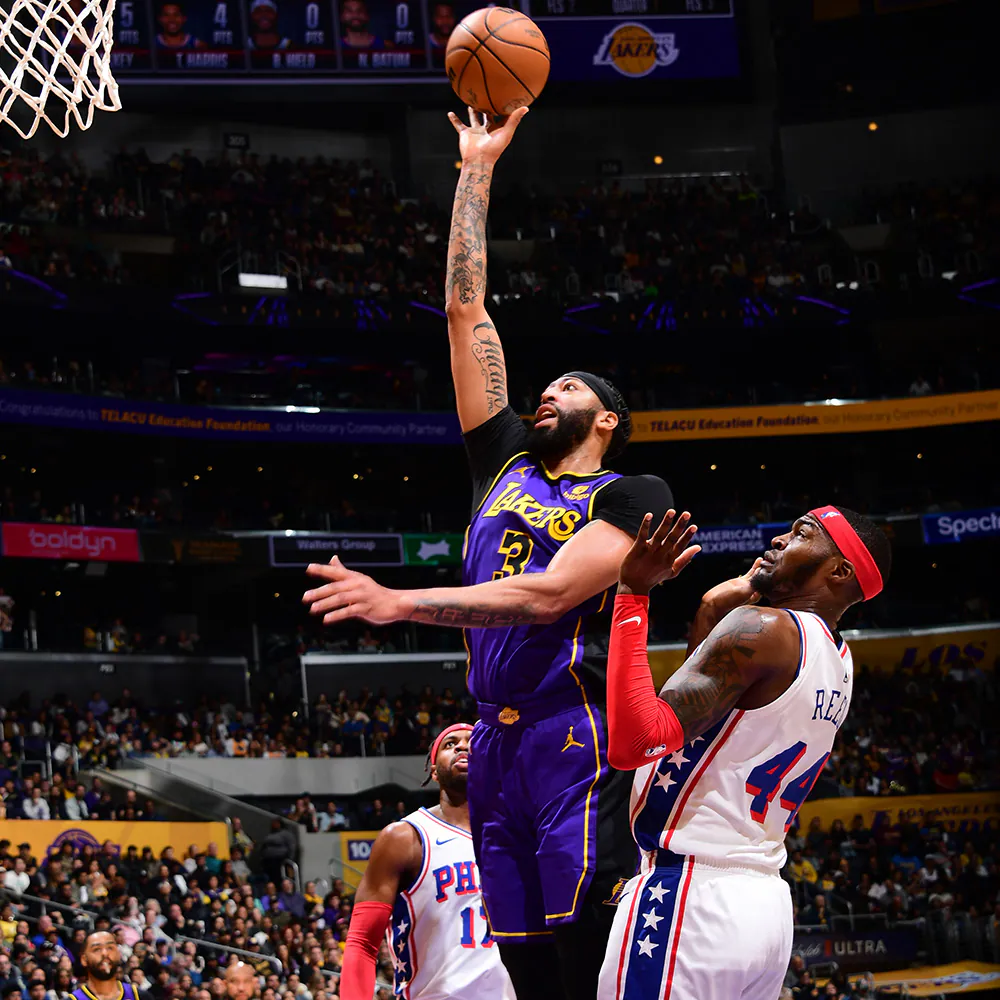 The Rivalry: Lakers vs 76ers in the NBA