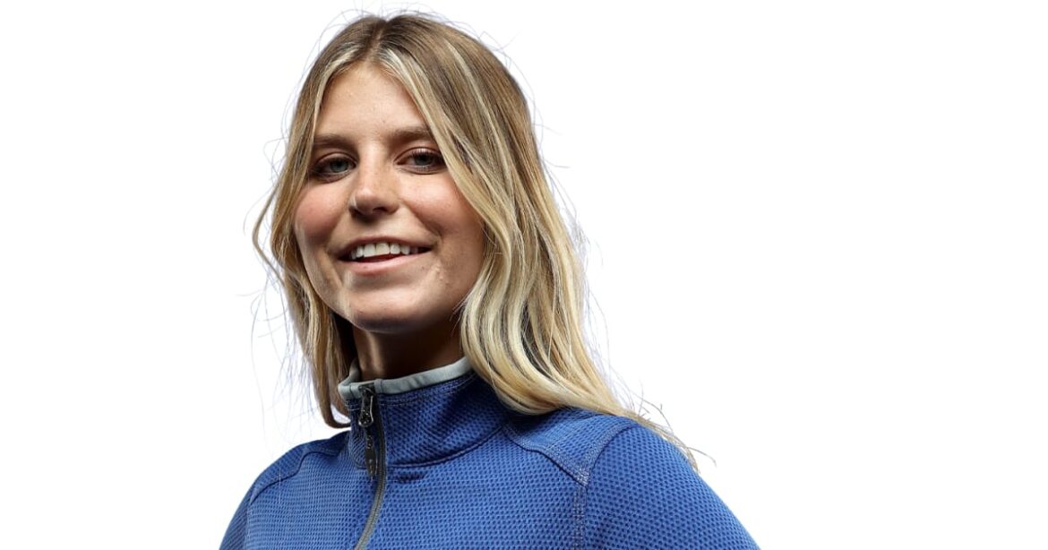 The Rise of Maddie Mastro in the Snowboarding World