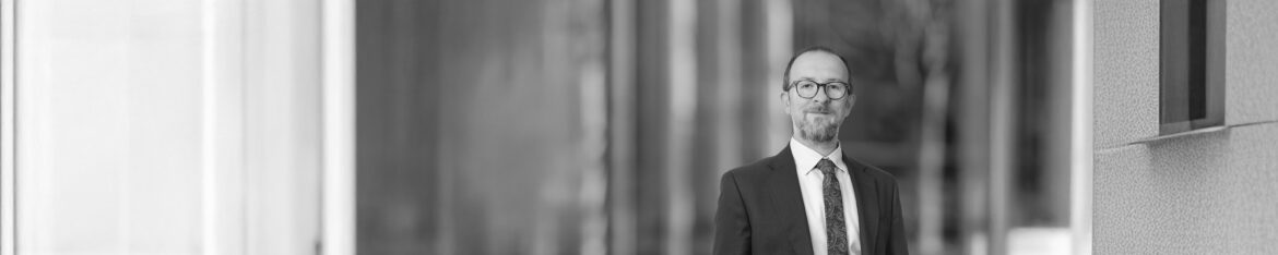 The Legendary Career of Phil Taylor in Darts