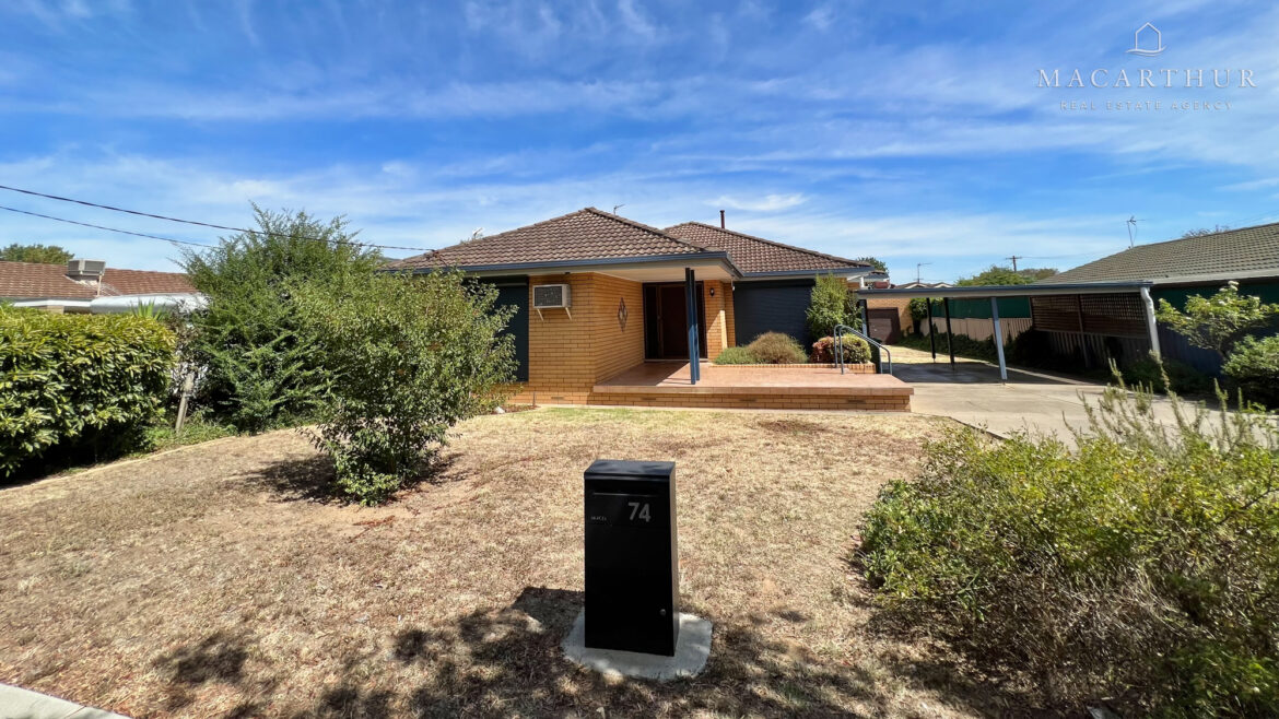 Exploring the Rise of Raye in the Music Industry