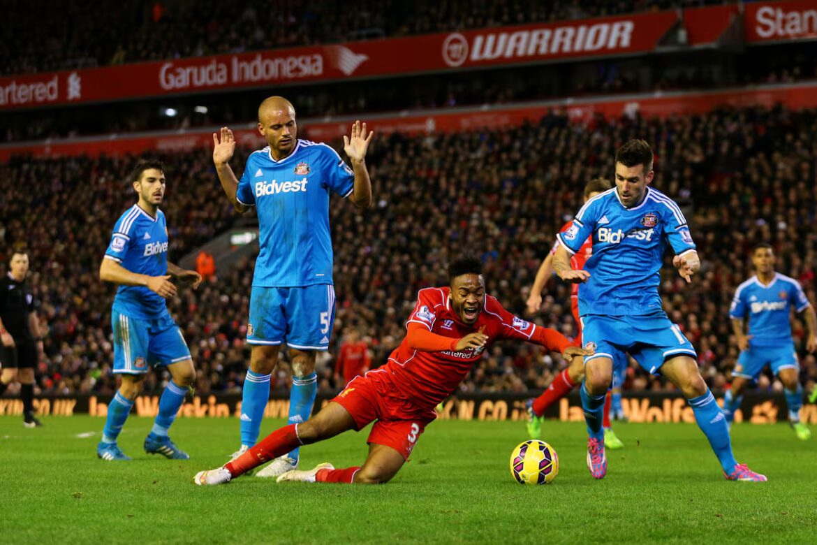 Sunderland Battles Liverpool: Recent Match Highlights