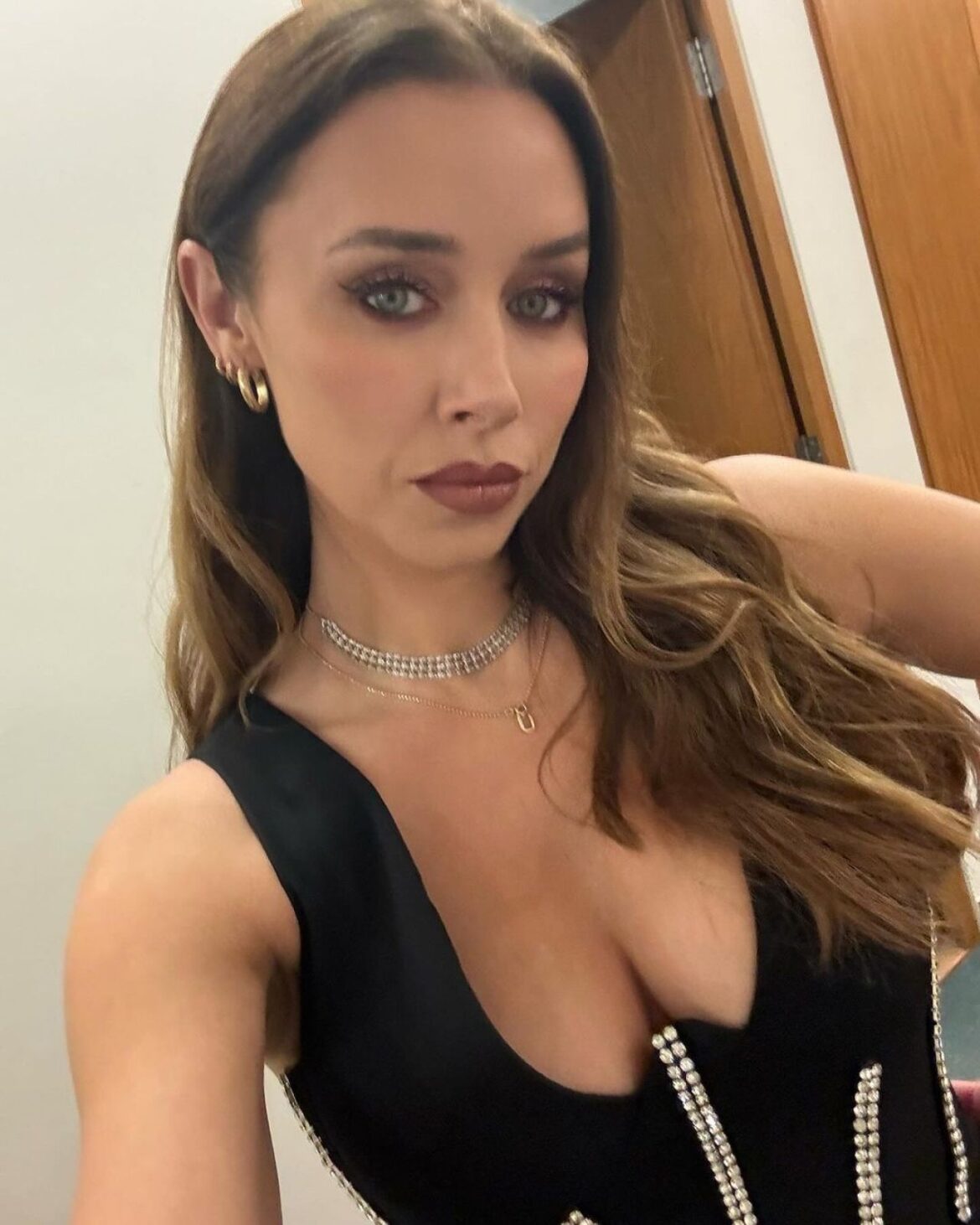 Una Healy: Career Highlights and Recent Developments