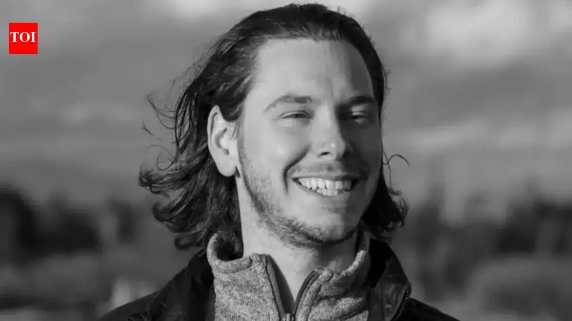 Air canada: Tragic  Crash at LaGuardia Airport Claims Lives