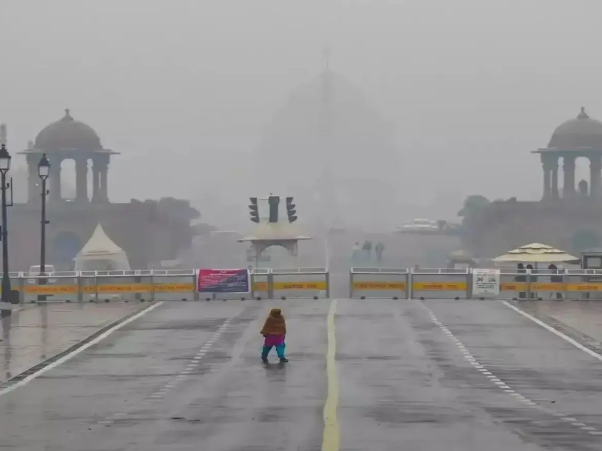 Delhi Weather: Rain and Temperature Drops Expected This Week