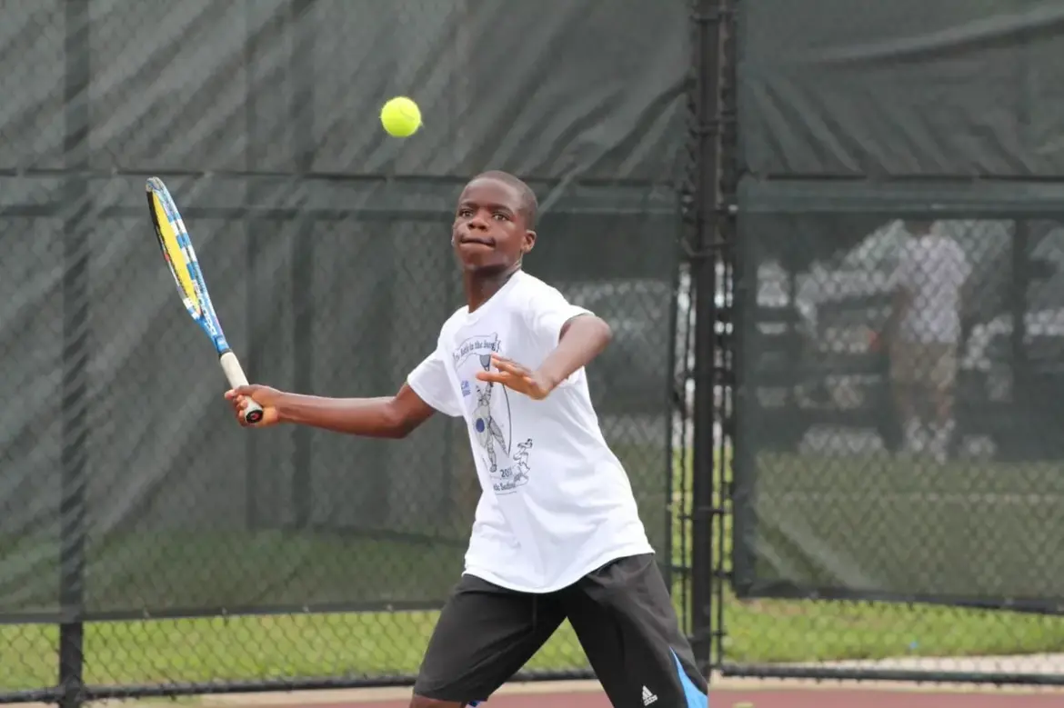Frances Tiafoe Advances in Miami Open Amid Crowd Controversy