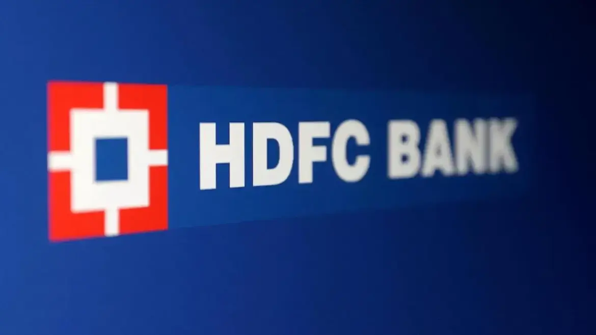 HDFC Bank Share Declines to 52-Week Low Amid Market Volatility