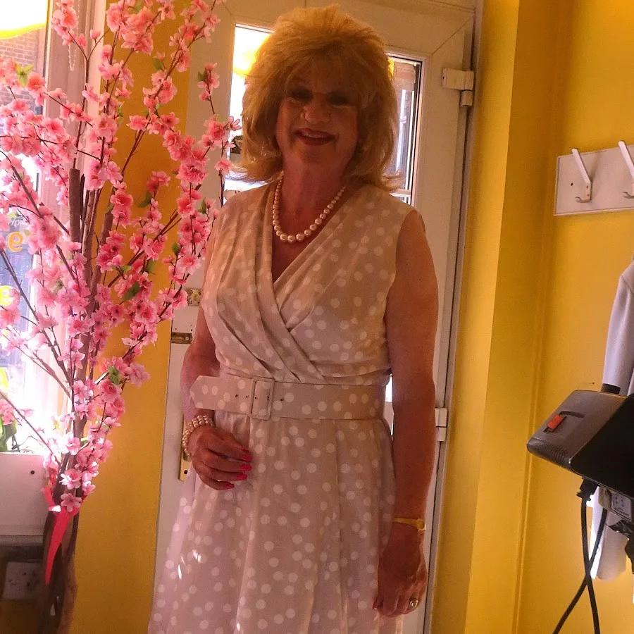 Lucy Hamilton Makes Test Debut for Australia