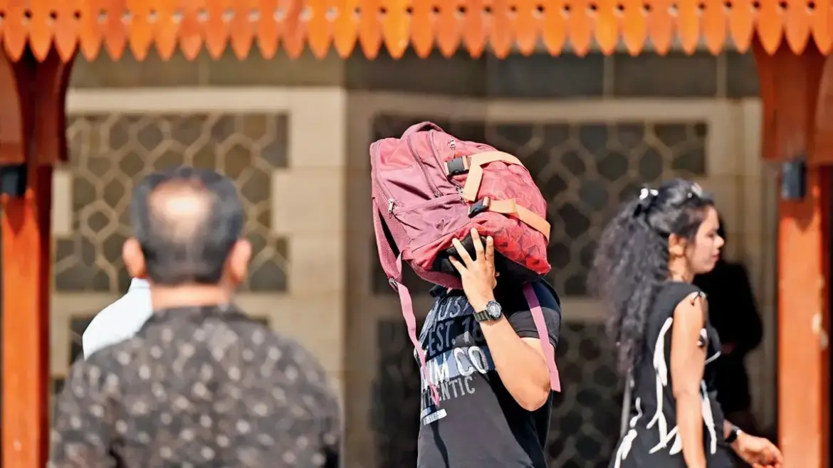 Temperature Mumbai: A Sudden Surge in Heat