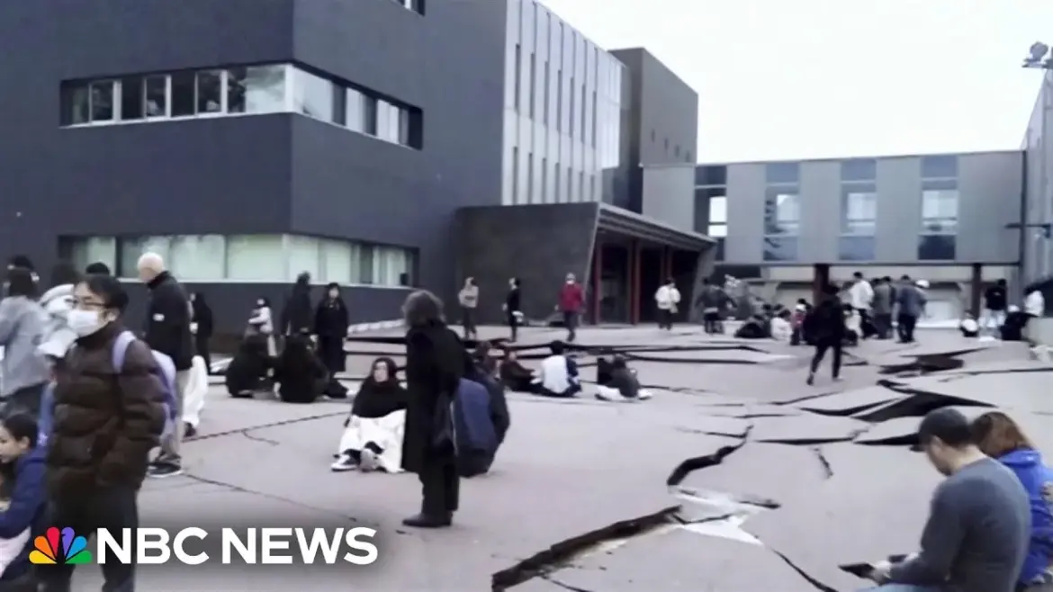 Japan Earthquakes Tsunami Warning: 7.7 Magnitude Quake Strikes