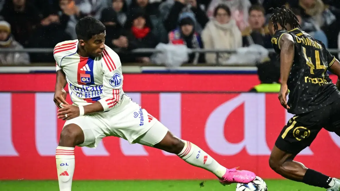 Lyon vs Lorient: A Crucial 2-0 Victory for Lyon