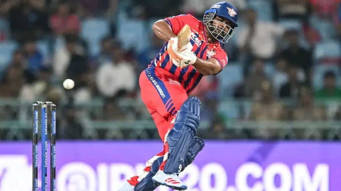 मिशेल मार्श: Mitchell Marsh Shines as Rishabh Pant Faces Unfortunate Dismissal