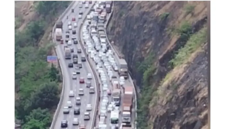 mumbai - pune expressway — IN news
