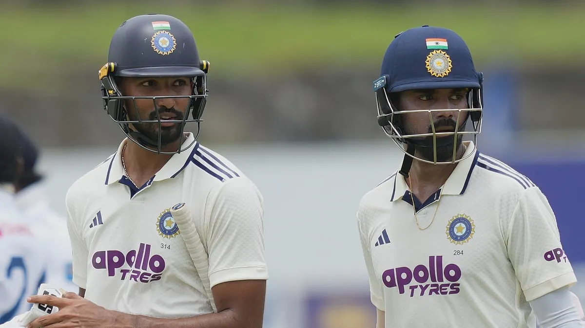 India's Devdutt Padikkal, left, and KL Rahul leave the field for lunch break during the day one of the first cricket test match between Sri Lanka and India in Galle, Sri Lanka, Saturday, Aug. 15, 2026.